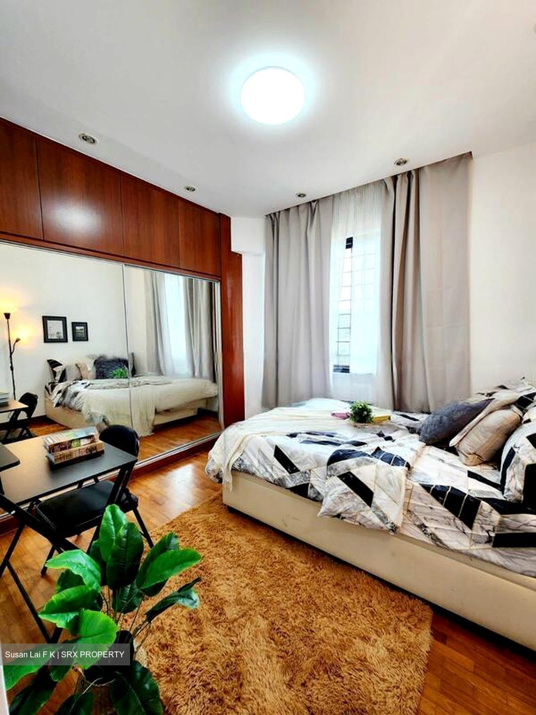 Simsville (D14), Condominium #488463241